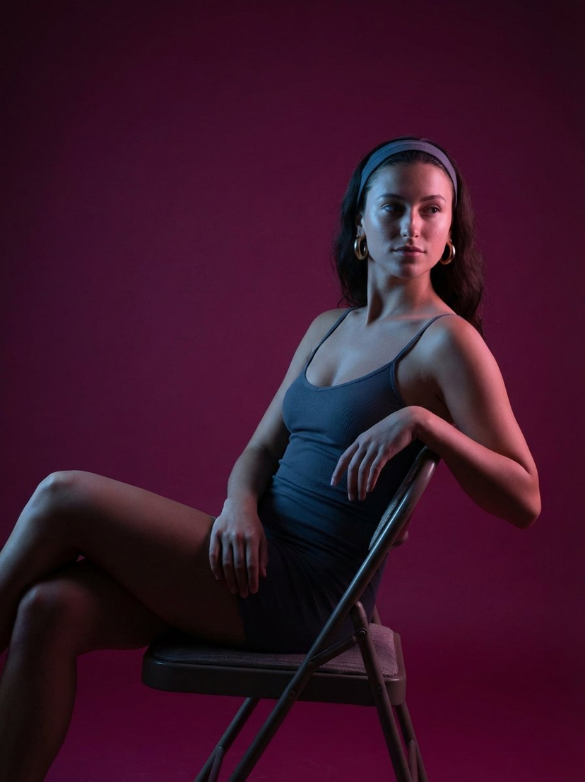 8-looking-back-portrait-prompt AI image template preview