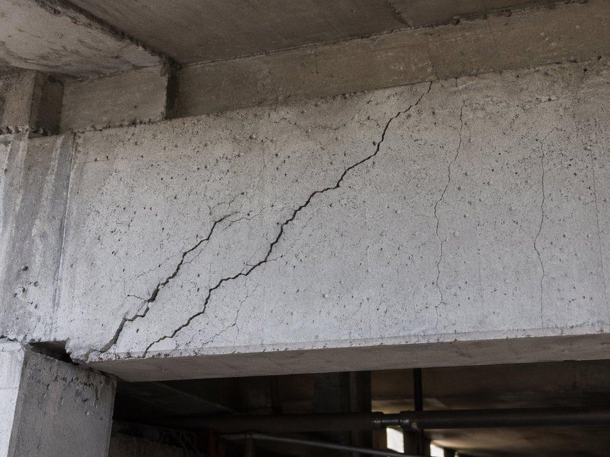 Realistic Cracked Concrete Beam - AI image template preview