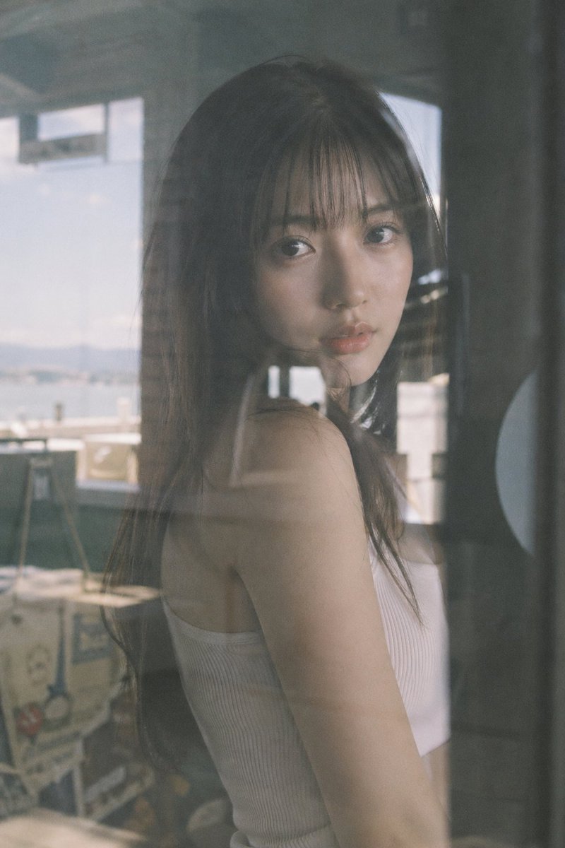 Japanese Idol Reflection Aesthetic - AI image template preview