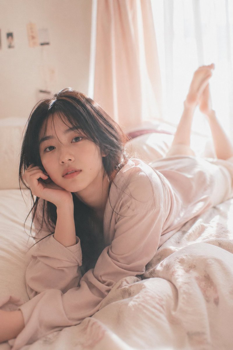 Dreamy Editorial Portrait - AI image template preview