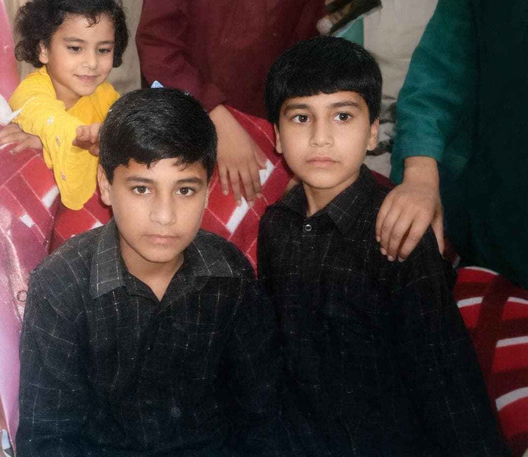 HD Photo Restoration Prompt - AI image template preview