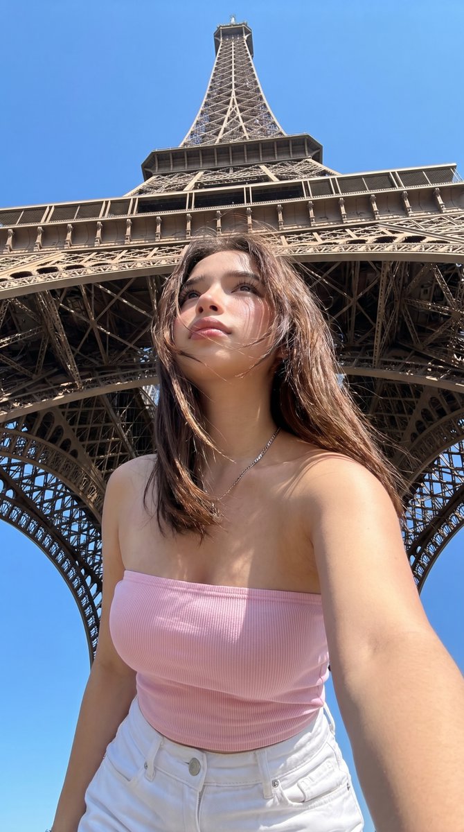 Eiffel Tower Low-Angle Selfie - AI image template preview