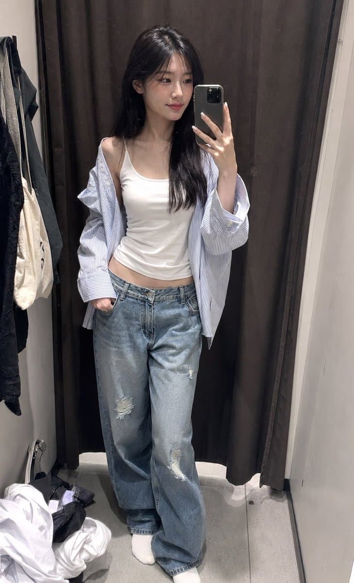 ZARA Fitting Room Mirror Selfie - AI image template preview