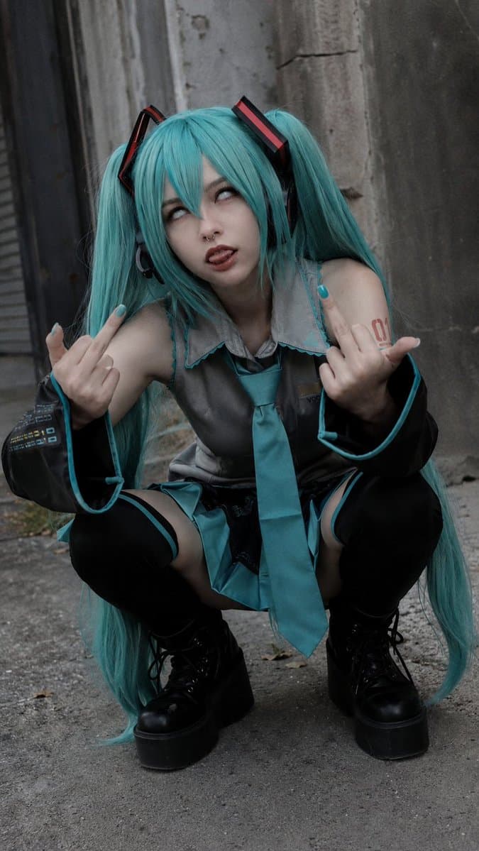 Realistic Hatsune Miku Selfie - AI image template preview