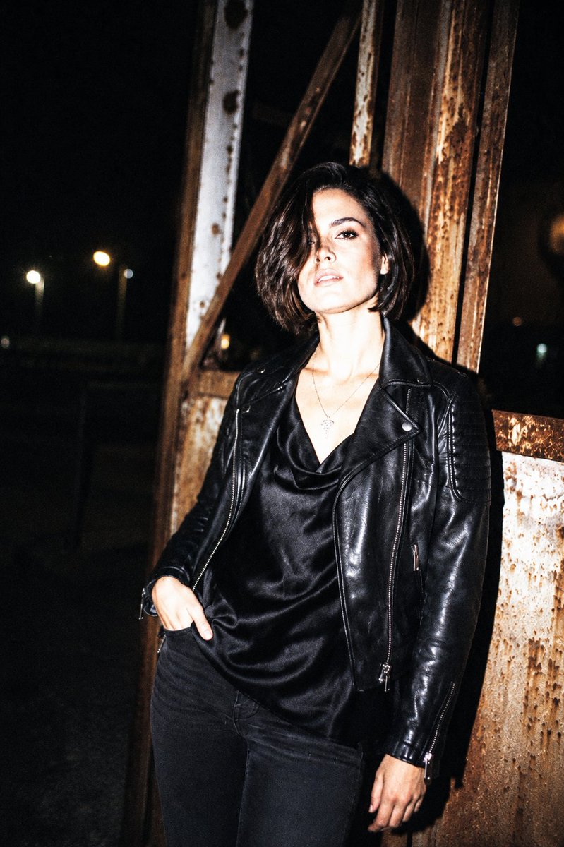 Nightlife Editorial Flash Style - AI image template preview