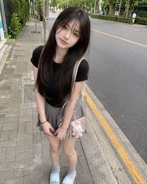 Japanese Street Style Snapshot - AI image template preview