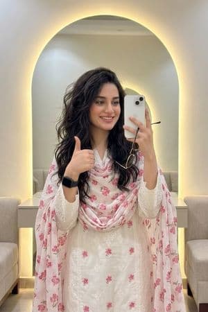 Pakistani Mirror Selfie Portrait - AI image template preview