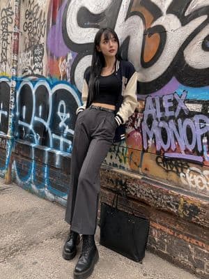 Urban Fashion Portrait Prompt - AI image template preview