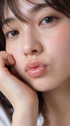 Glossy Lips Beauty Close-Up - AI image template preview