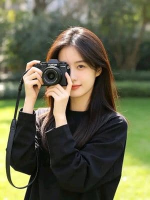 Photorealistic Korean Photographer Portrait - AI image template preview