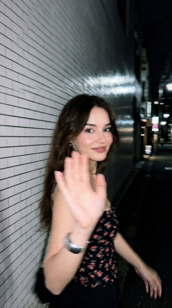 Candid Night Smartphone Photography - AI image template preview