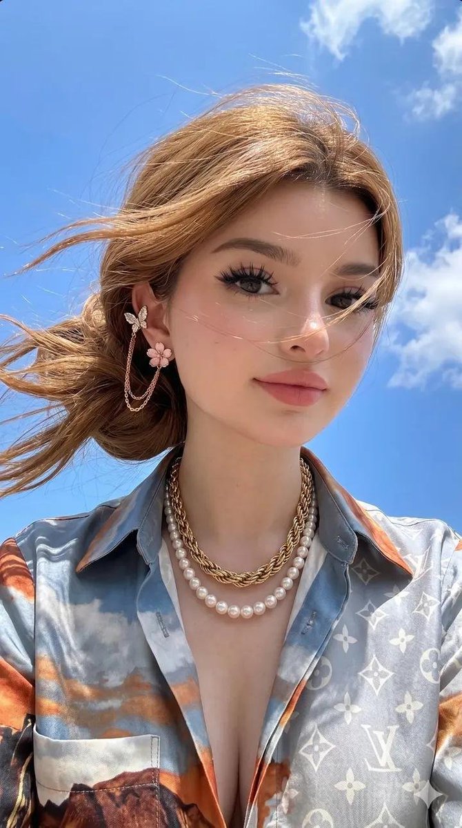 Photorealistic Fashion Model Summer Variations - AI image template preview