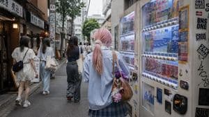 Tokyo Alley Vending Machine Snapshot preview