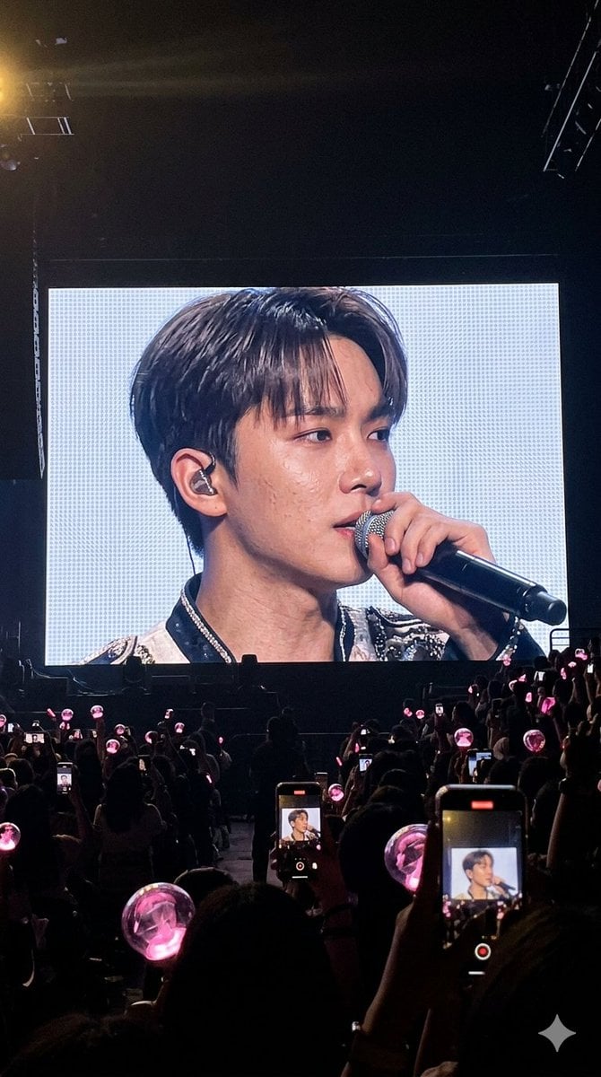 Vibrant Live Concert Photography preview